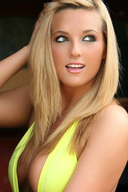 Next Door Model in Yellow Next Door Model in Yellow