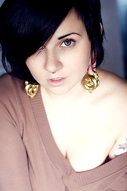 Quinne For Suicide Girls