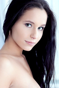 Mira B Says Hello For Femjoy